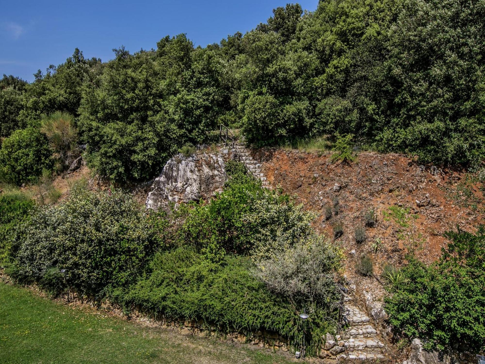 Elegant Apartment Only 1 Hour From Rome Нарни Экстерьер фото